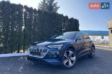 Позашляховик / Кросовер Audi e-tron 2021 в Києві