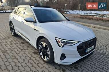 Позашляховик / Кросовер Audi e-tron 2022 в Львові