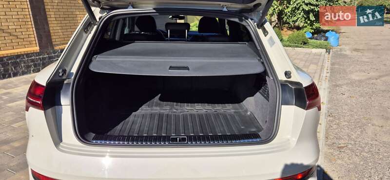 Внедорожник / Кроссовер Audi e-tron 2022 в Черкассах