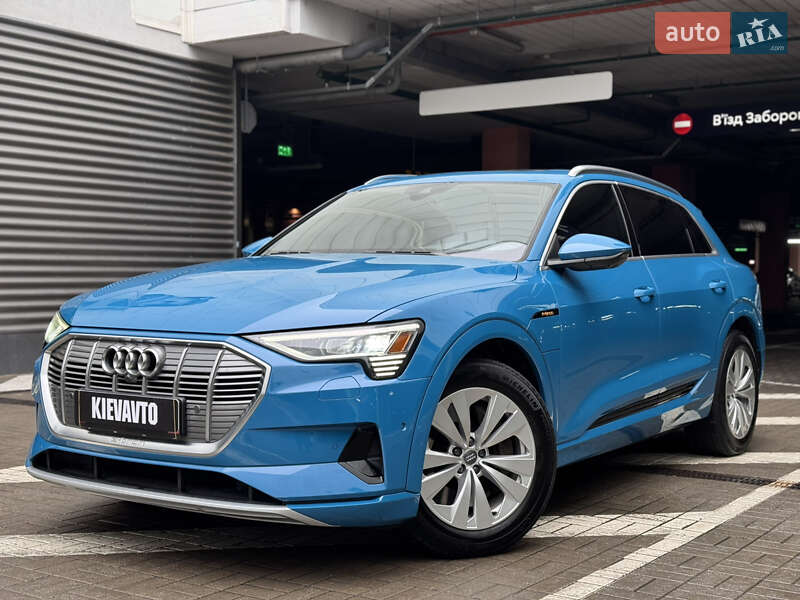 Позашляховик / Кросовер Audi e-tron 2019 в Києві