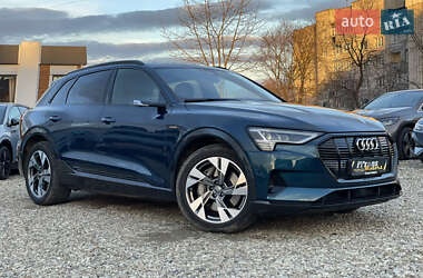 Позашляховик / Кросовер Audi e-tron 2019 в Стрию