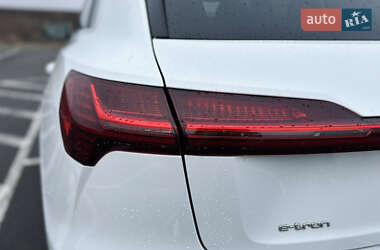Универсал Audi e-tron 2019 в 