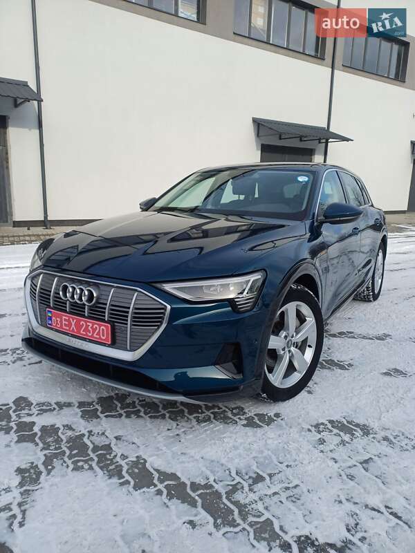 Внедорожник / Кроссовер Audi e-tron 2019 в Львове