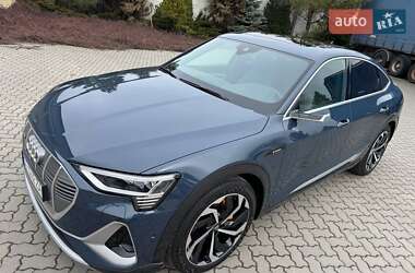 Внедорожник / Кроссовер Audi e-tron 2020 в 