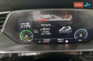 Внедорожник / Кроссовер Audi e-tron 2020 в 