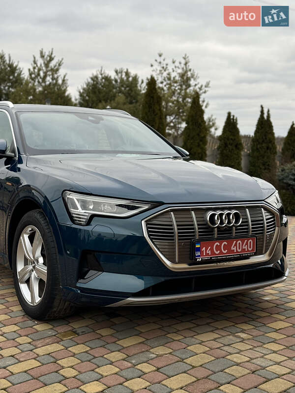 Позашляховик / Кросовер Audi e-tron 2020 в Львові