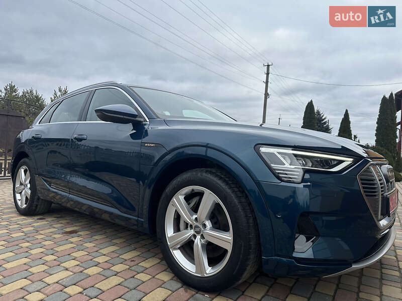 Позашляховик / Кросовер Audi e-tron 2020 в Львові