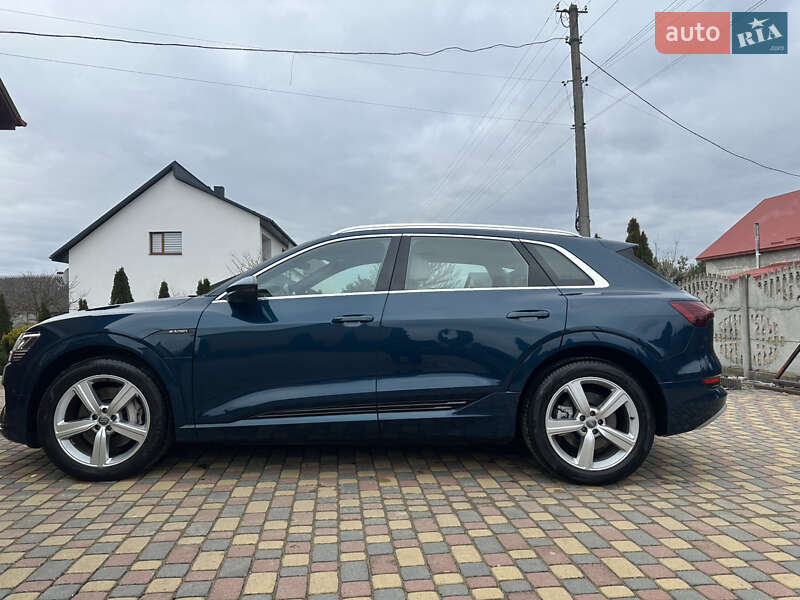 Позашляховик / Кросовер Audi e-tron 2020 в Львові