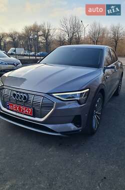 Внедорожник / Кроссовер Audi e-tron 2019 в Луцке