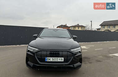 Внедорожник / Кроссовер Audi e-tron 2019 в Киеве