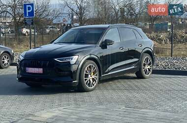 Внедорожник / Кроссовер Audi e-tron 2019 в 