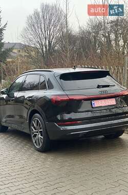 Внедорожник / Кроссовер Audi e-tron 2019 в 