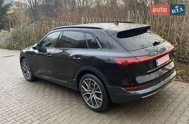 Внедорожник / Кроссовер Audi e-tron 2019 в 