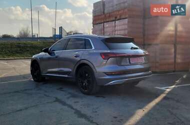 Внедорожник / Кроссовер Audi e-tron 2020 в Ужгороде