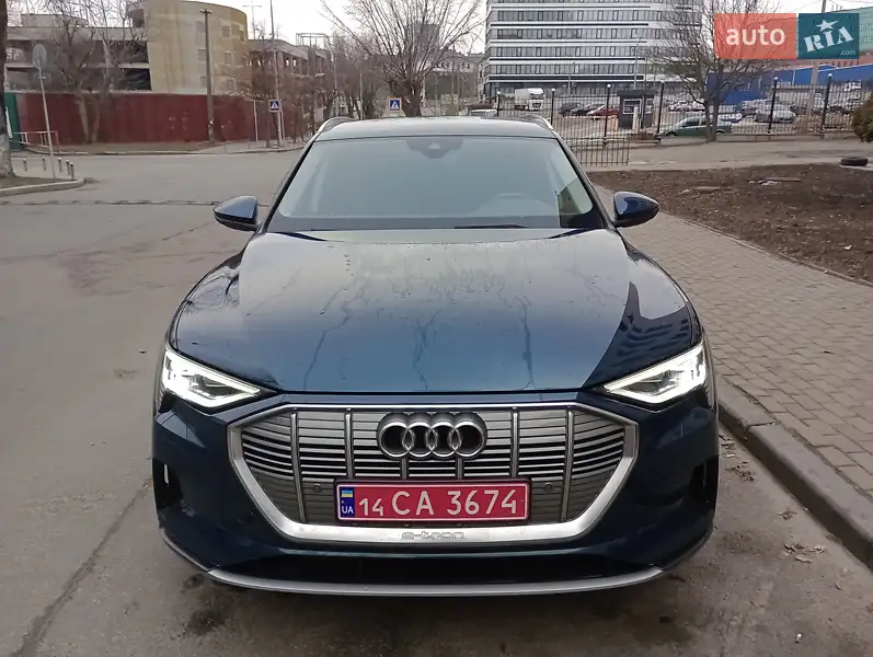 Audi e-tron