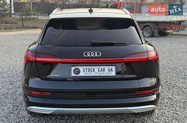 Внедорожник / Кроссовер Audi e-tron 2019 в 