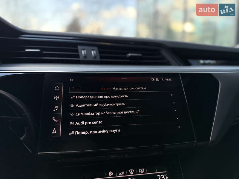 Позашляховик / Кросовер Audi e-tron 2018 в Львові фото 51 Позашляховик / Кросовер Audi e-tron 2018 в Львові