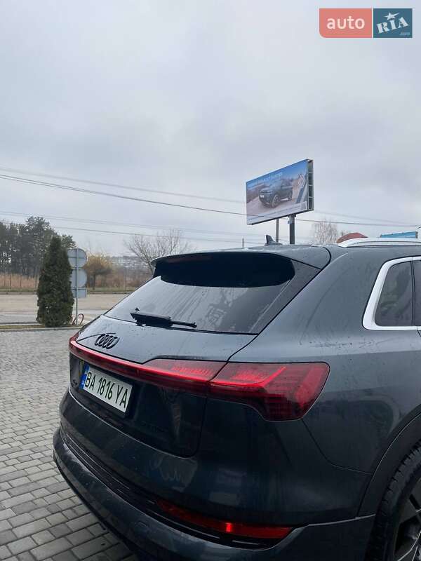 Внедорожник / Кроссовер Audi e-tron 2022 в Кропивницком фото 26 Внедорожник / Кроссовер Audi e-tron 2022 в Кропивницком