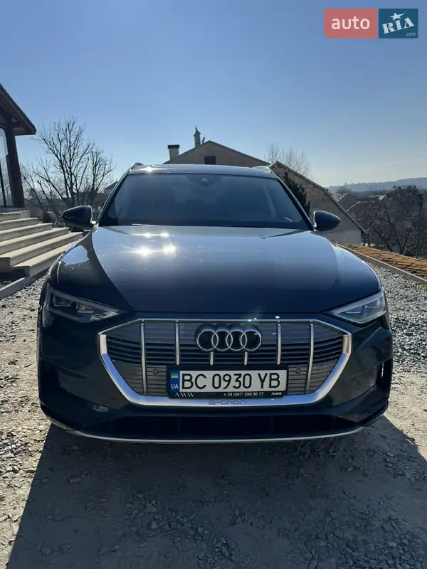 Audi e-tron