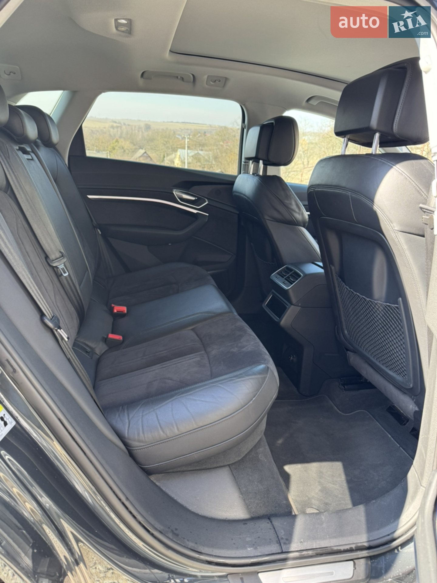 2019 Audi e-tron - мініатюра 7
