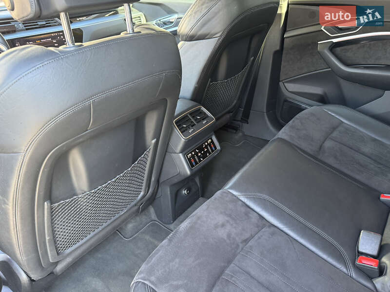 Внедорожник / Кроссовер Audi e-tron 2019 в Львове