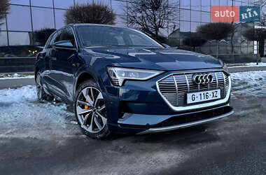 Внедорожник / Кроссовер Audi e-tron 2019 в Киеве