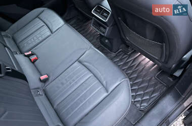 Внедорожник / Кроссовер Audi e-tron 2020 в 