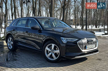 Позашляховик / Кросовер Audi e-tron 2021 в Києві