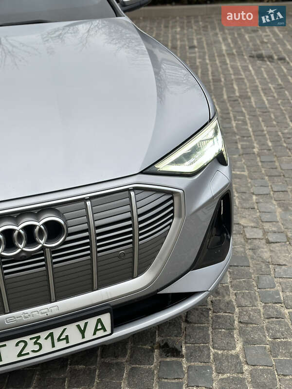 Внедорожник / Кроссовер Audi e-tron 2022 в Коломые