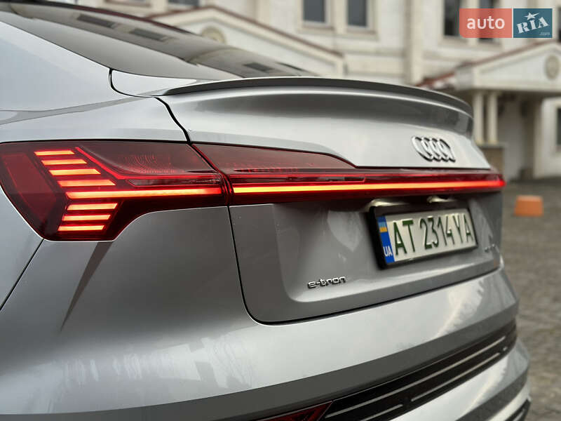 Внедорожник / Кроссовер Audi e-tron 2022 в Коломые