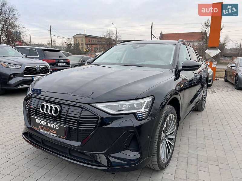 Позашляховик / Кросовер Audi e-tron 2021 в Львові