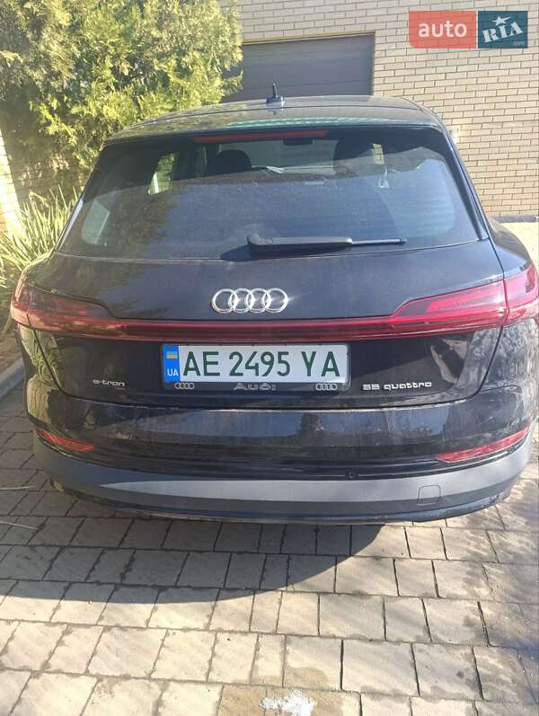 Внедорожник / Кроссовер Audi e-tron 2019 в Павлограде