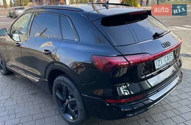 Внедорожник / Кроссовер Audi e-tron 2019 в 