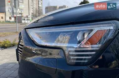 Внедорожник / Кроссовер Audi e-tron 2019 в 