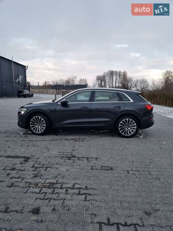 Внедорожник / Кроссовер Audi e-tron 2019 в Тернополе