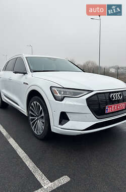 Универсал Audi e-tron 2019 в 