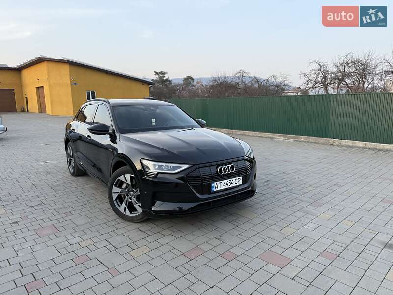 Позашляховик / Кросовер Audi e-tron 2020 в Надвірній