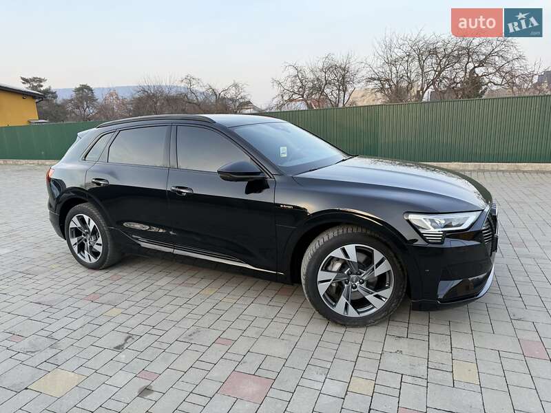 Позашляховик / Кросовер Audi e-tron 2020 в Надвірній