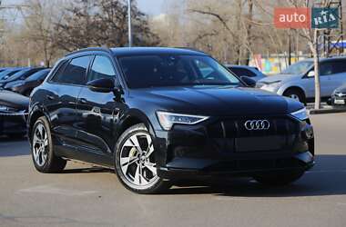 Внедорожник / Кроссовер Audi e-tron 2020 в Киеве