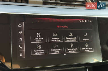 Внедорожник / Кроссовер Audi e-tron 2019 в 