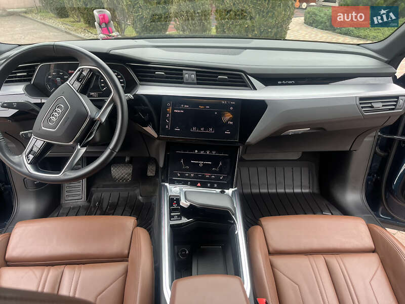 Внедорожник / Кроссовер Audi e-tron 2019 в Стрые