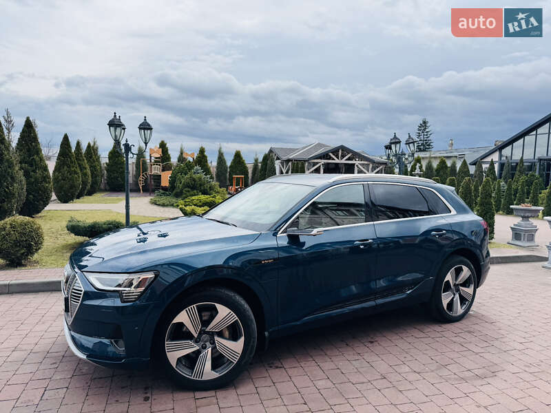 Внедорожник / Кроссовер Audi e-tron 2019 в Стрые