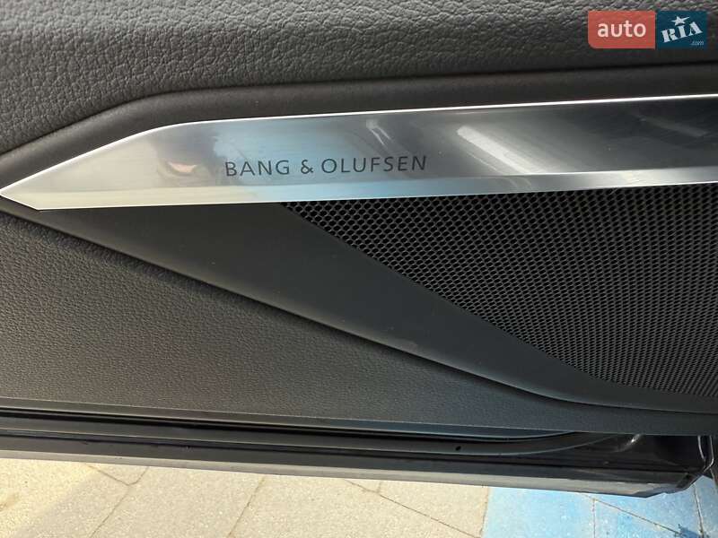 Внедорожник / Кроссовер Audi e-tron 2019 в Луцке фото 21 Внедорожник / Кроссовер Audi e-tron 2019 в Луцке