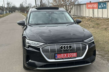 Позашляховик / Кросовер Audi e-tron 2020 в 