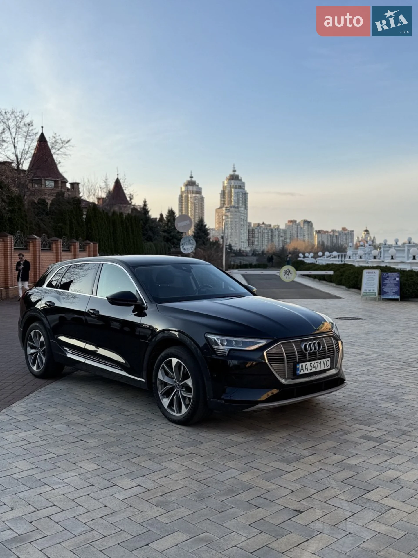 2019 Audi e-tron - мініатюра 4
