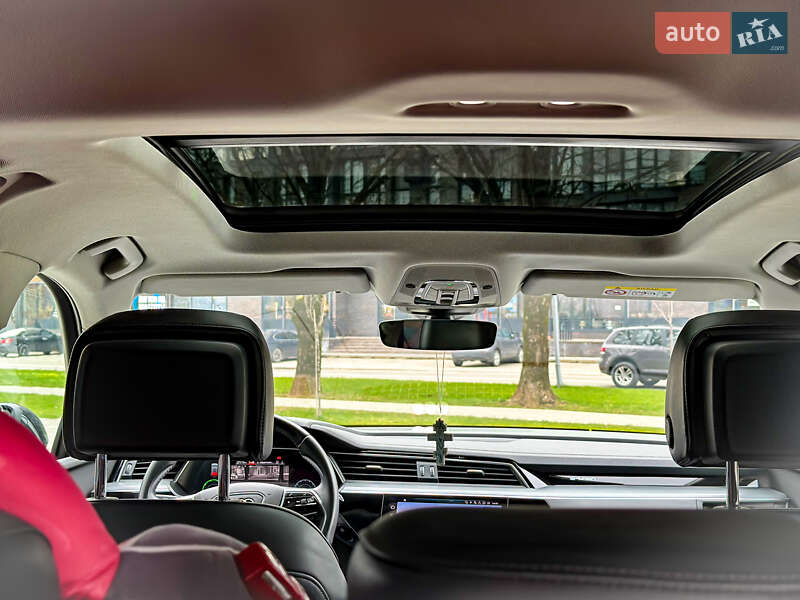 Внедорожник / Кроссовер Audi e-tron 2019 в Ужгороде