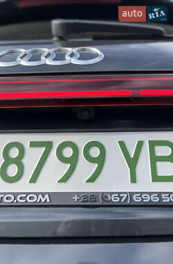 Внедорожник / Кроссовер Audi e-tron 2020 в 