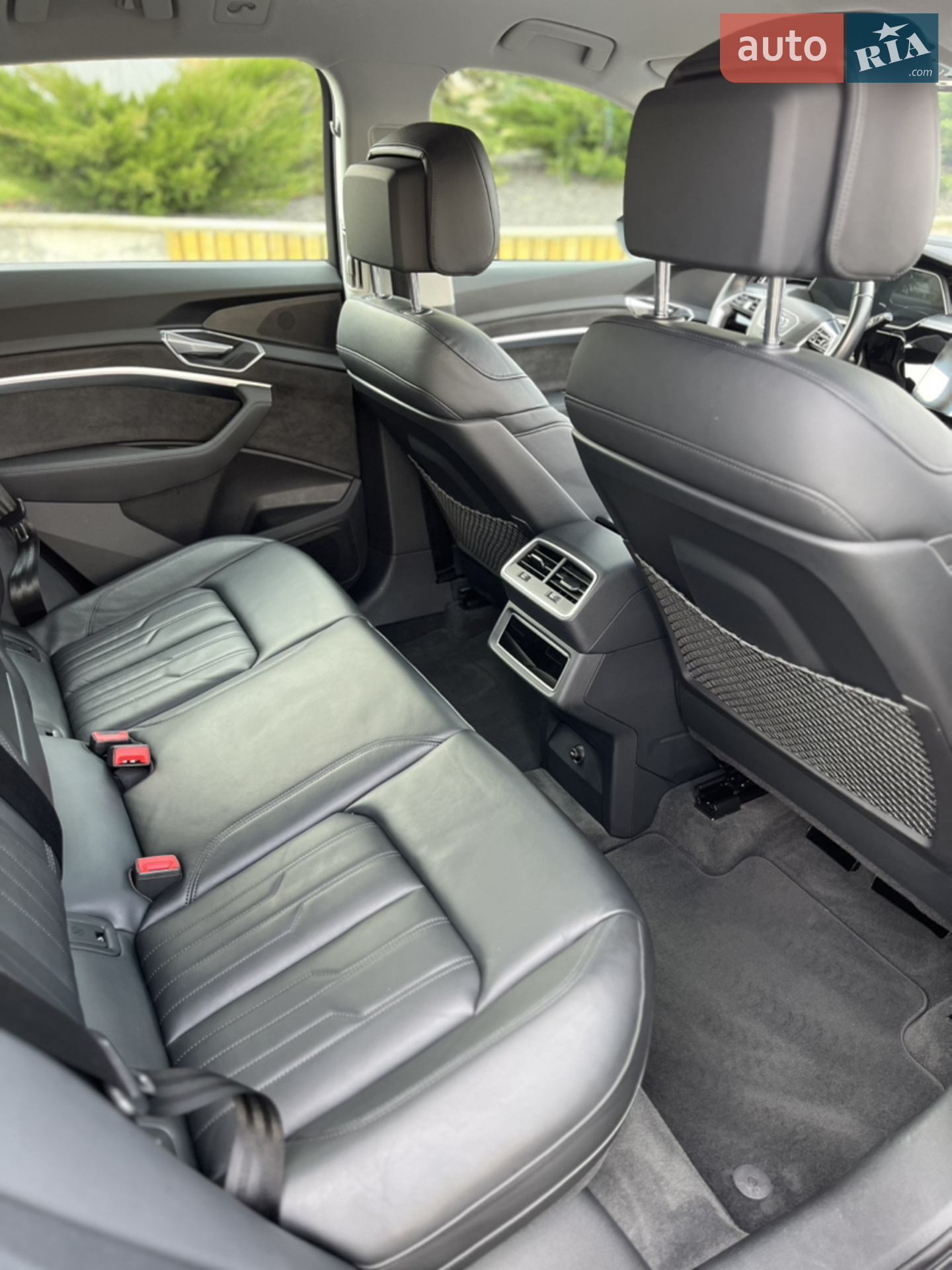 2020 Audi e-tron - мініатюра 65