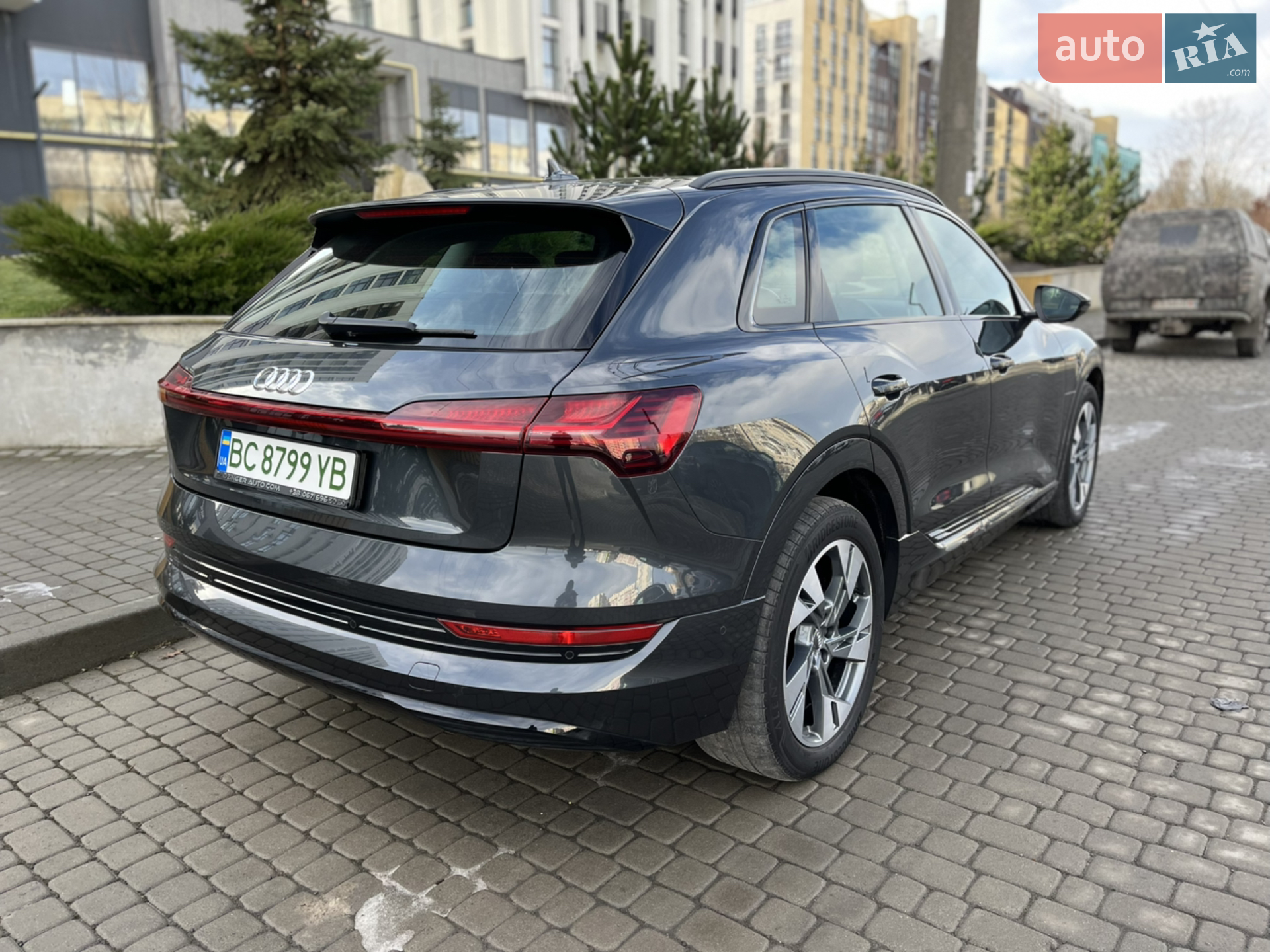 2020 Audi e-tron - мініатюра 91