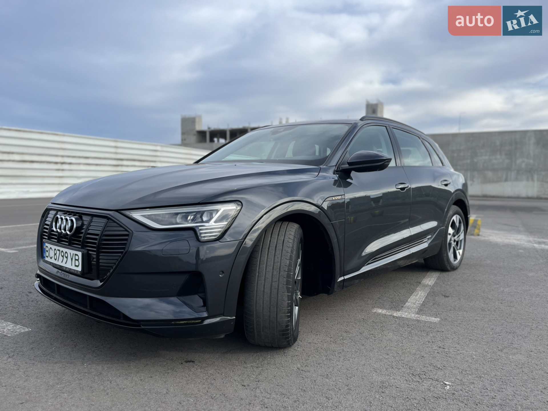 2020 Audi e-tron - мініатюра 100
